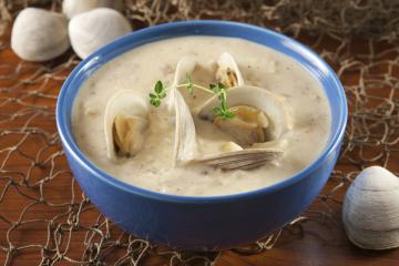 Zuppa di vongole del New England