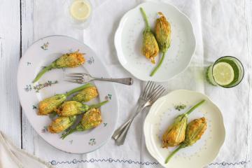 Fiori di zucca al ripieno di formaggio