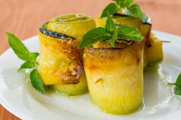 Involtini di zucchine e formaggio