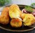 Crocchette di patate con ripieno di mozzarella filante