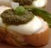 Tartine con pesto di rucola