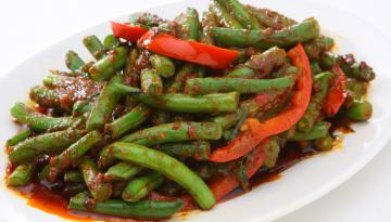 Fagiolini al sugo