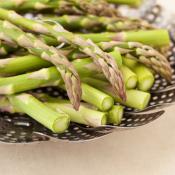 Asparagi al vapore