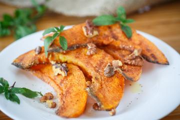 Zucca al forno con le noci