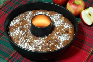 Ciambellone di mele