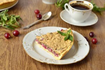Crostata all'uva spina