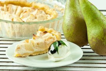 Crostata con ricotta e pere
