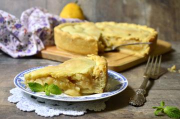 Crostata pere e cannella
