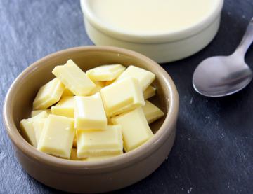 Flan al cioccolato bianco