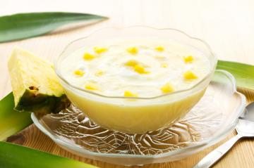 Frullato di ananas e yogurt