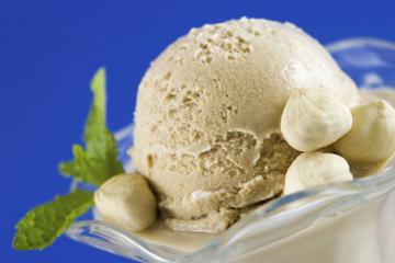 Gelato alla nocciola
