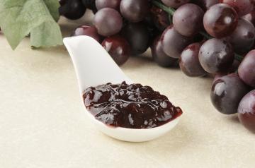 Marmellata di uva nera