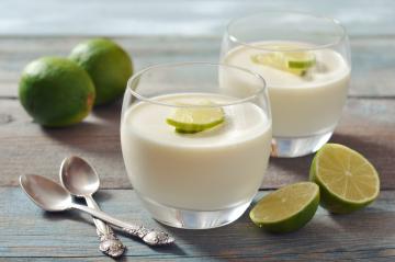 Panna cotta al lime