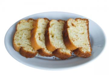 Plum cake