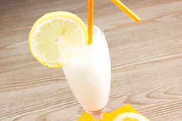 Sorbetto al limone e vodka