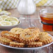 Biscotti alla marmellata di limoni