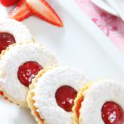 Biscotti occhio di bue alla marmellata