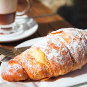 Croissant alla crema