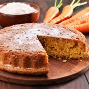 Torta di carote e nocciole