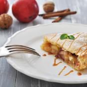 Torta di mele e noci