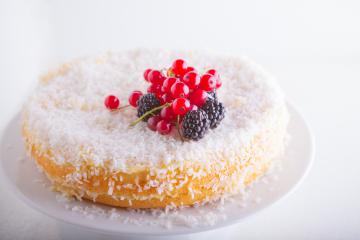 Torta al cocco morbida