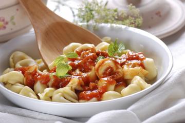 Cappelletti al sugo