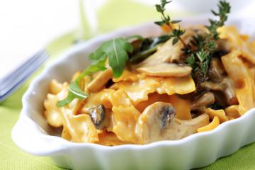 Farfalle panna e funghi
