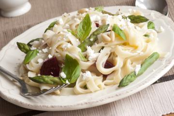 Fettuccine agli asparagi