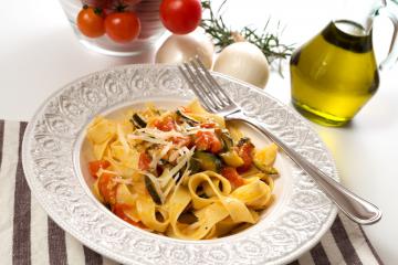Pappardelle al sugo di verdure