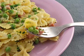 Pasta piselli e prosciutto