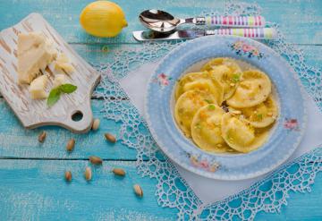 Ravioli al limone e Parmigiano