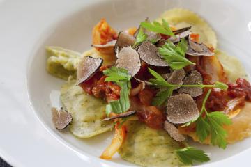 Ravioli al tartufo nero
