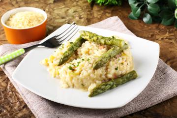 Risotto asparagi e speck
