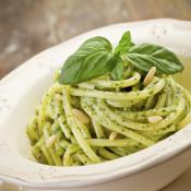 Bucatini al pesto