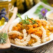 Fusilli al ragù di zucca e timo