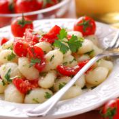 Gnocchi di patate con pomodorini freschi