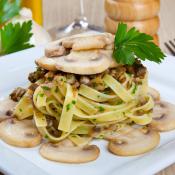 Pasta funghi e salsiccia