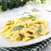 Ravioli burro e salvia