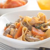 tagliatelle con zucca e bocconcini di maiale