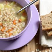 Zuppa di fagioli bianchi