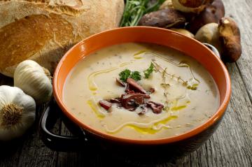 Zuppa di funghi porcini