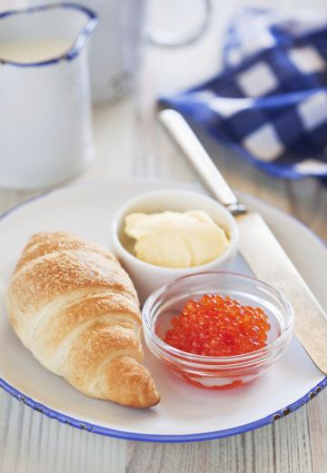 Croissant al salmone