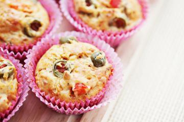 Muffin salati olive e peperoni