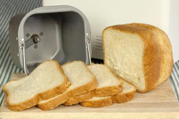 Pane con la macchina del pane