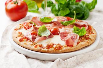 Pizza al prosciutto crudo