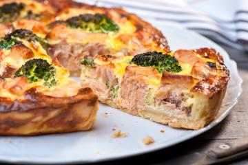 Quiche al salmone e broccoli