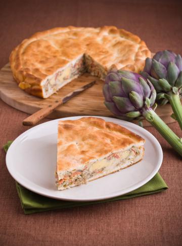 Torta salata con carciofi