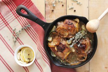 Cosce di pollo al limone e origano