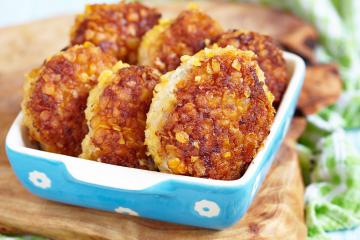 Crocchette di pollo con panatura piccante