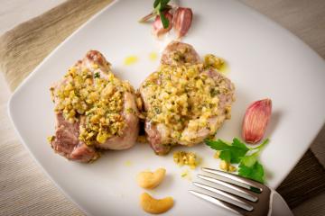 Filetto alla salvia con panatura leggera di anacardi
